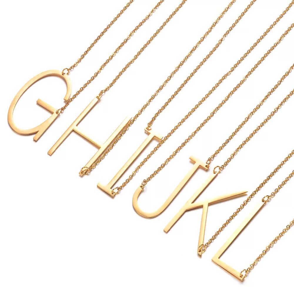 Inez – Necklace Initial Declarative