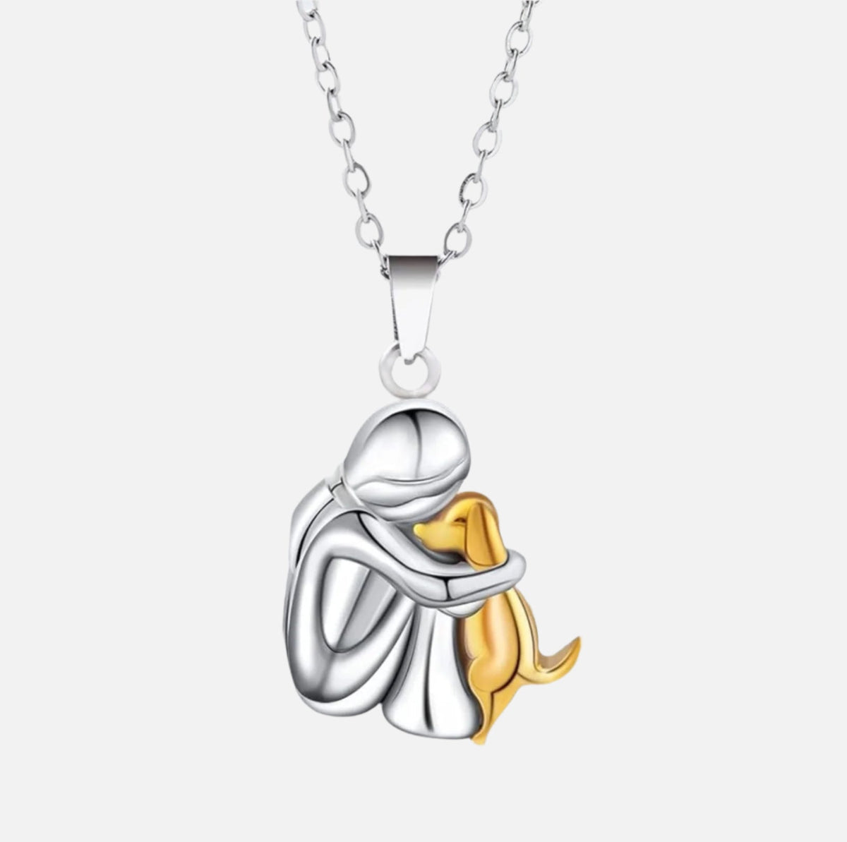 Licht – Necklace featuring an embrace pendant