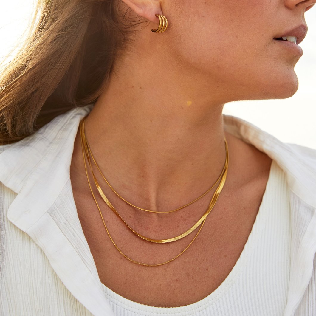 Agot – Multi-layered necklace in gold