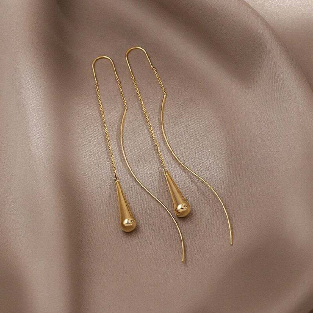 Amaris – Earrings featuring Golden Drops and Tassels