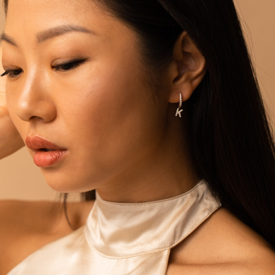 Letter earrings featuring diamonds - Delicate huggie earrings