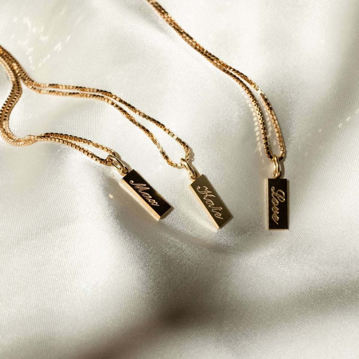 Lina – Custom Fine Plaque Necklace