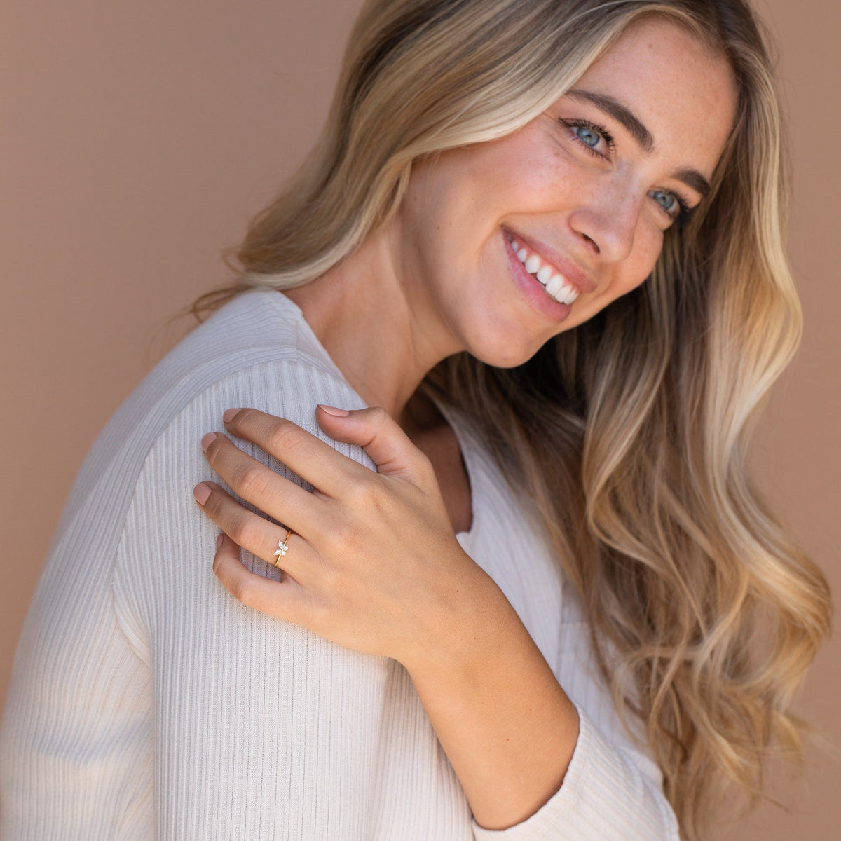 Mariposa – Elegant Diamond Ring