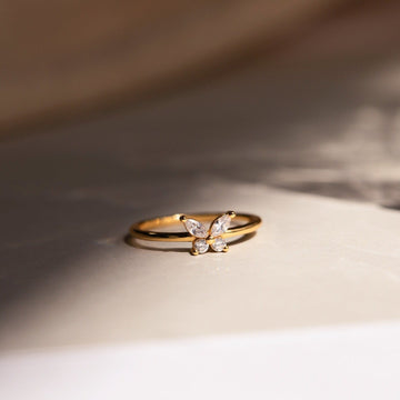 Mariposa – Elegant Diamond Ring