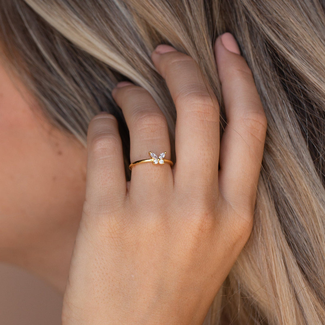 Mariposa – Elegant Diamond Ring