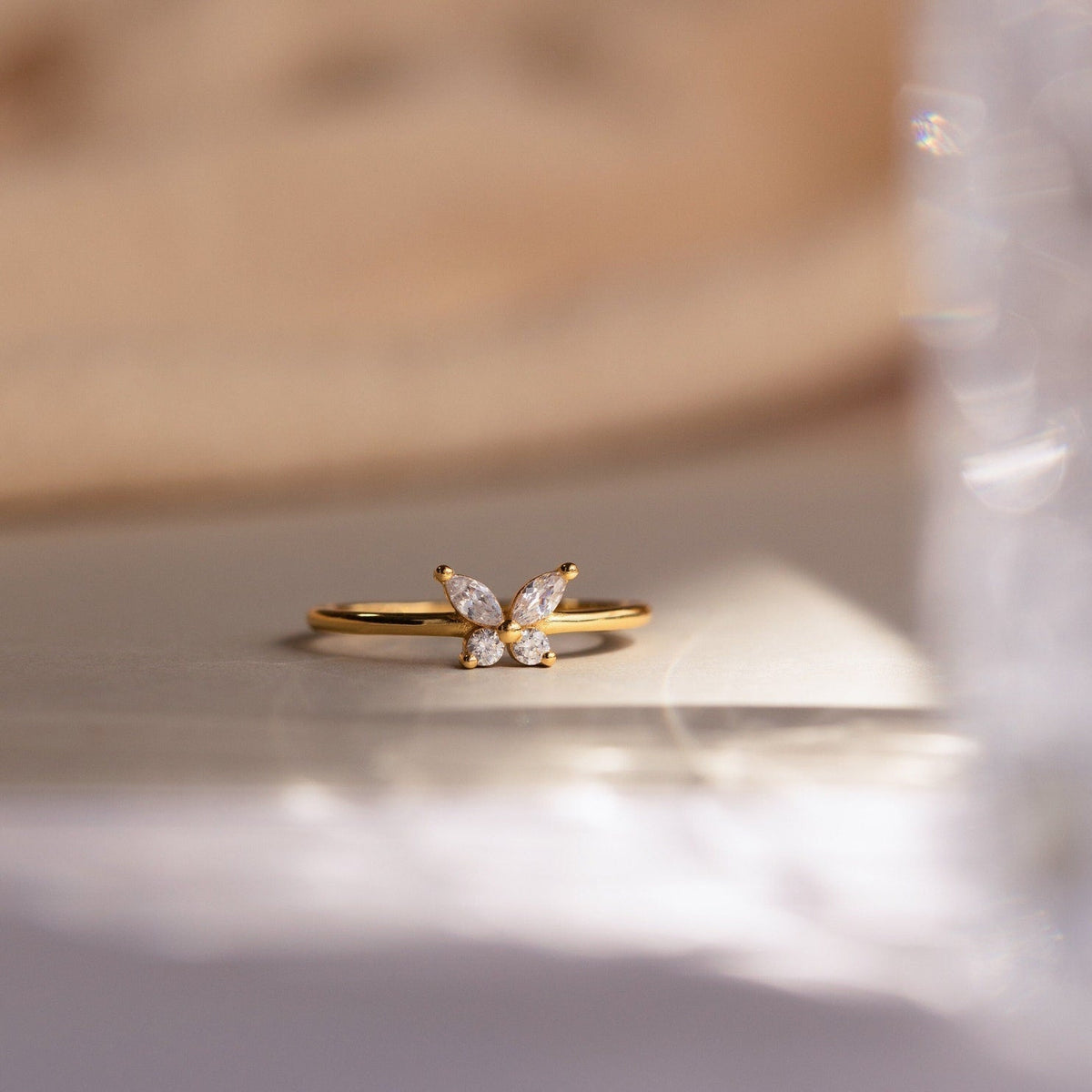 Mariposa – Elegant Diamond Ring