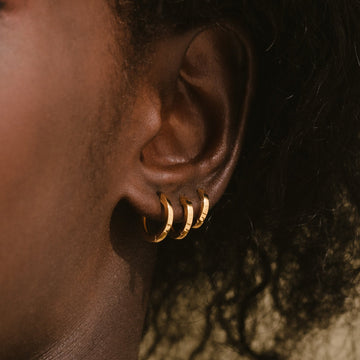 Basic Huggie Hoops - Snap Earrings