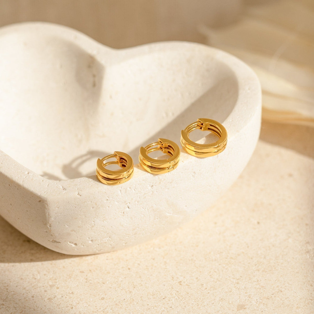 Basic Huggie Hoops - Snap Earrings