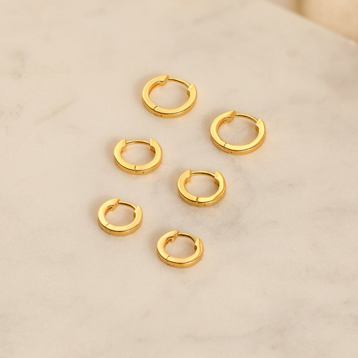 Basic Huggie Hoops - Snap Earrings