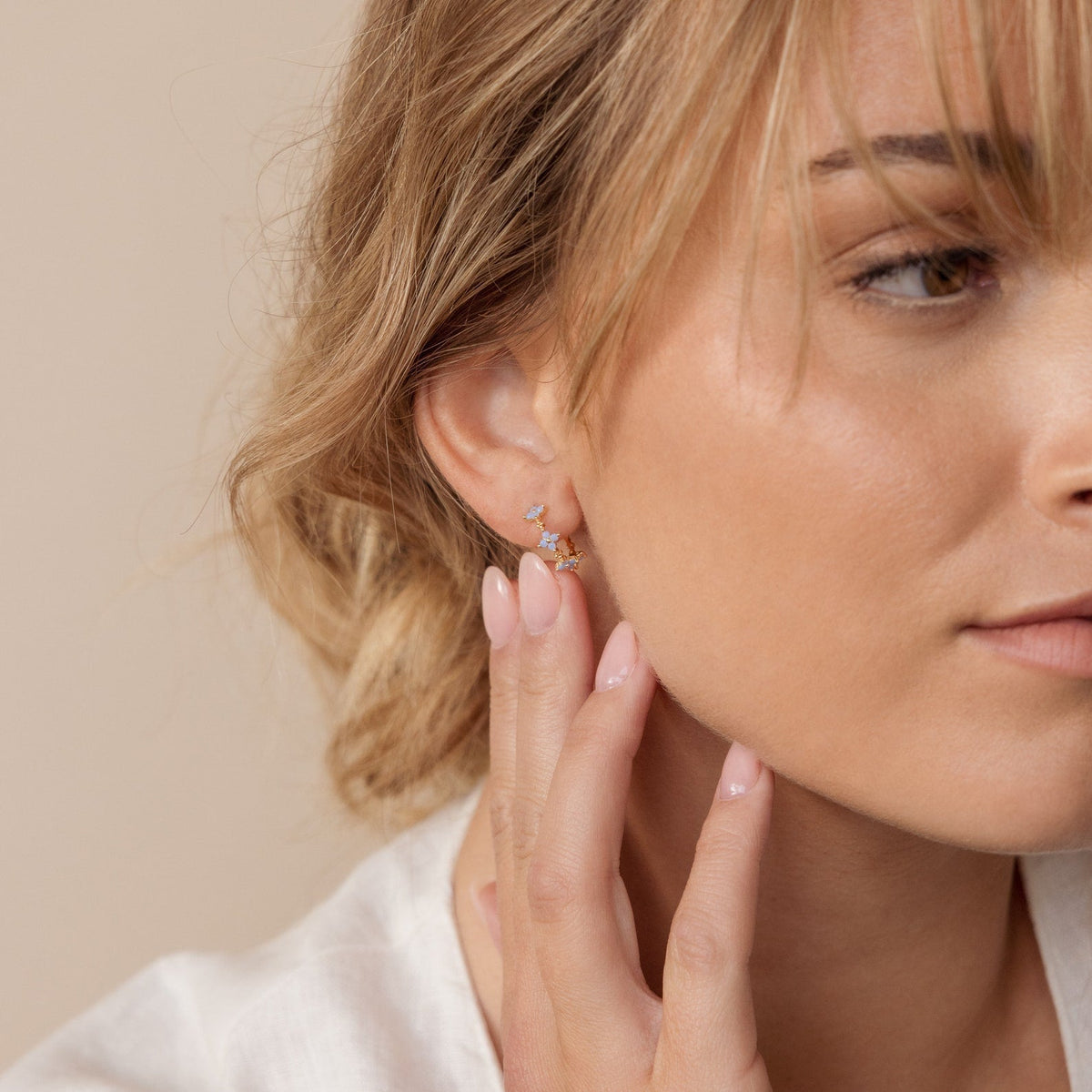 Monument Earrings - Ivy Flower Hoops