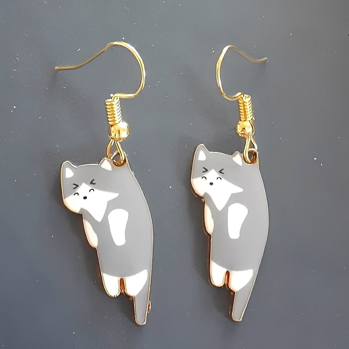 Kate – Hanging Earrings Cat