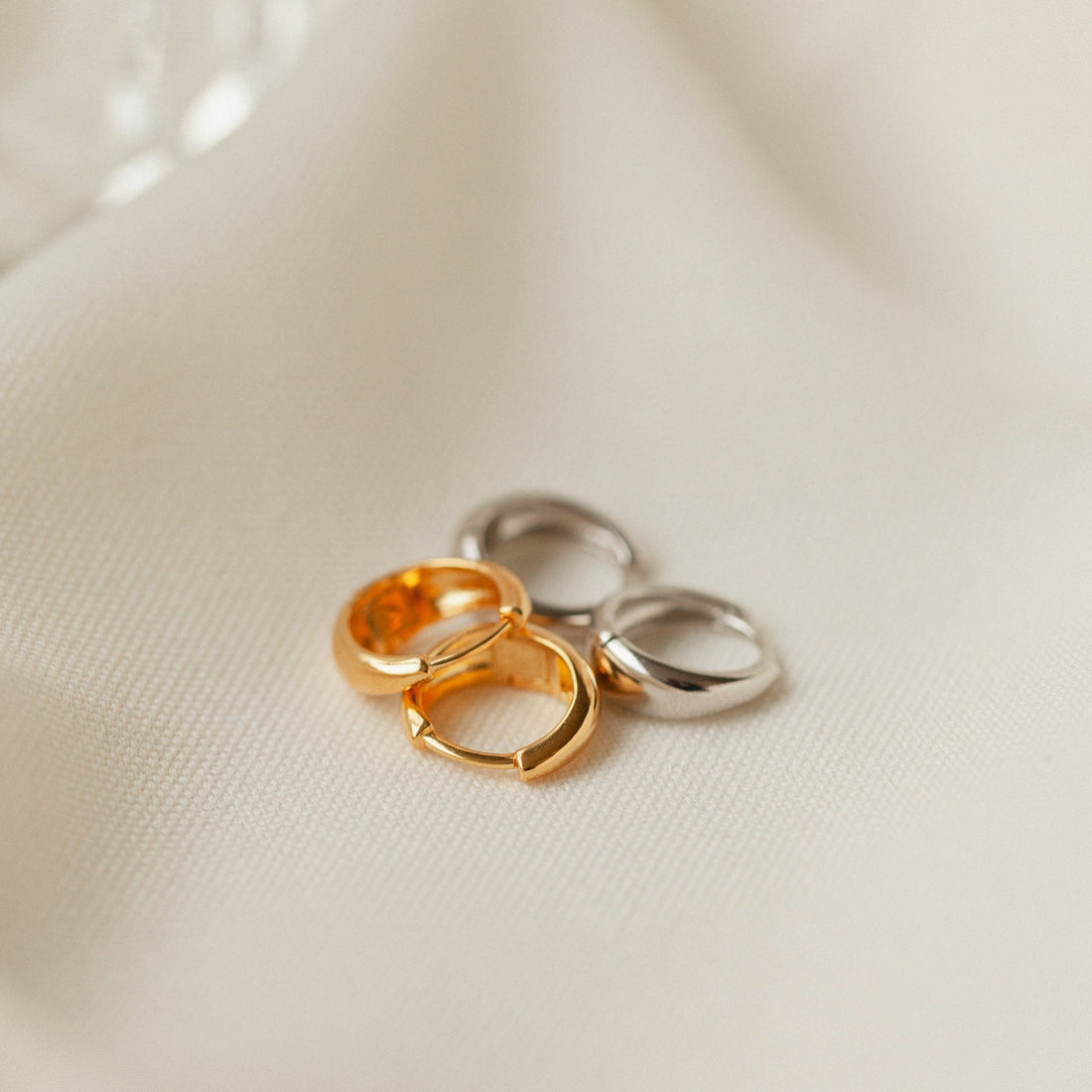 Foldable Huggies - Curved Buckle Earrings