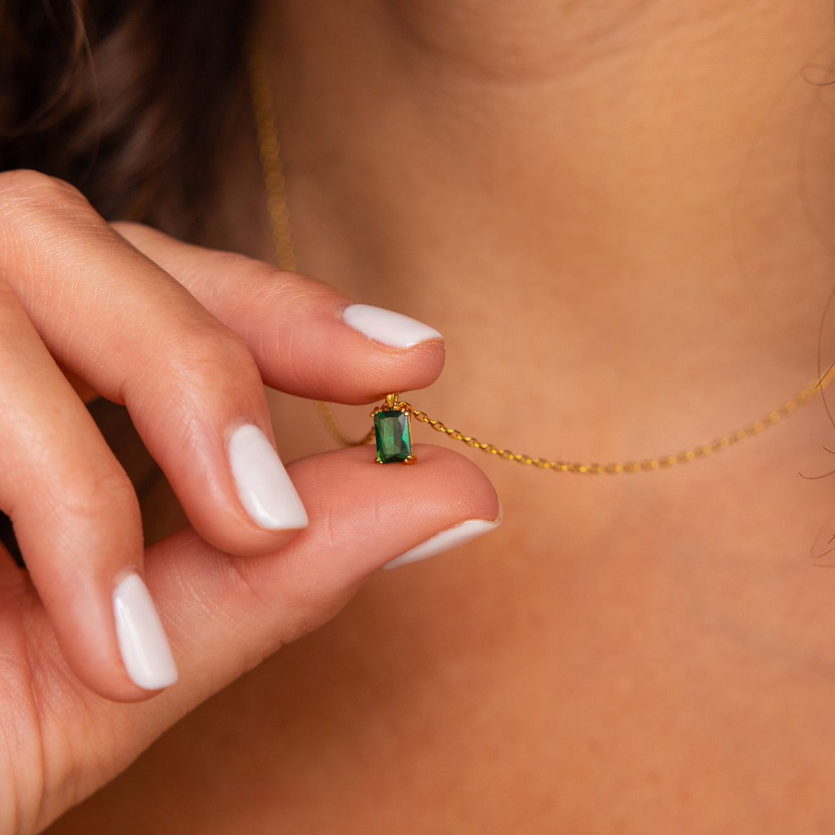 Victoria – Emerald Waist Necklace