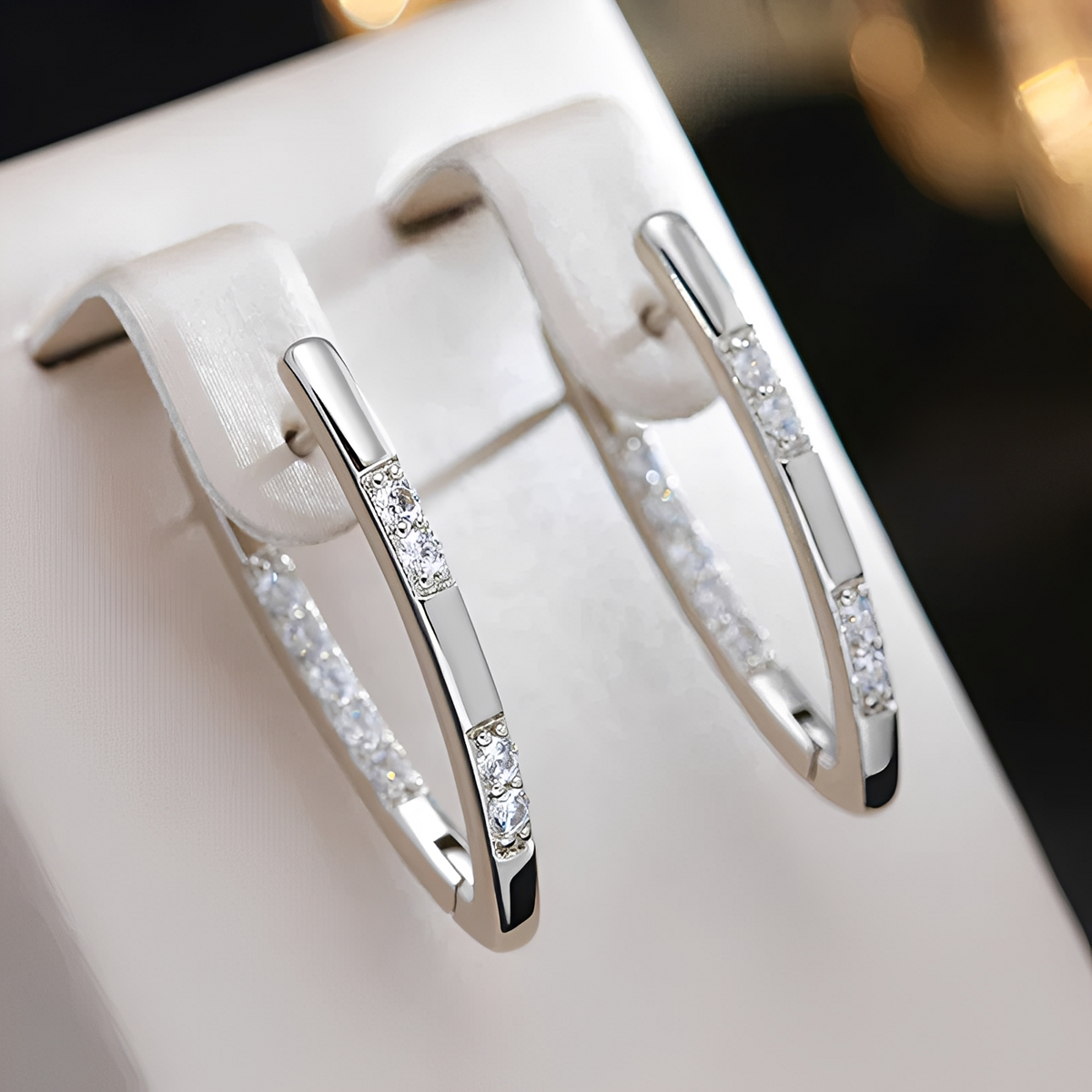 Cleah – Stylish Earrings made of Gold-plated Zirconia