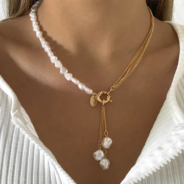 Ella – Necklace Gold & Stylish Pearls