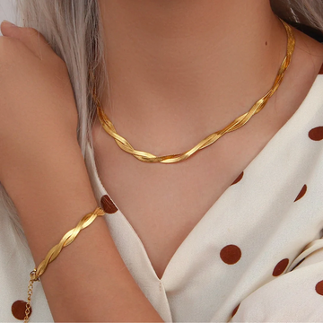 Alina – Set Necklace & Bracelet Elegant Gold Braided