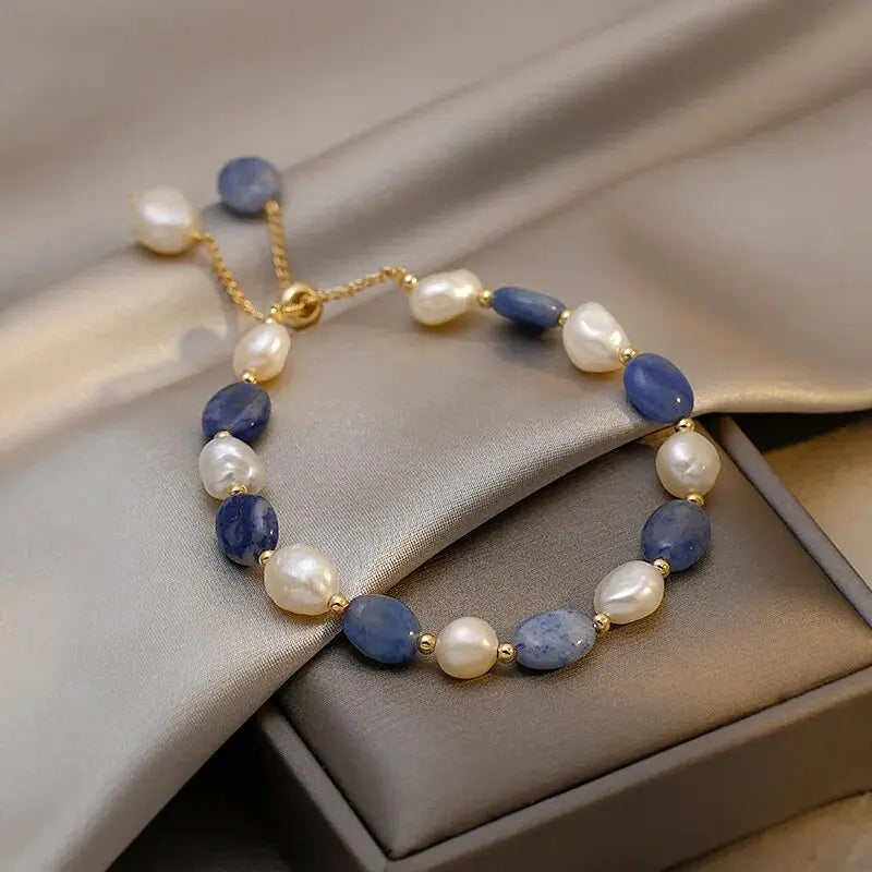 Kira – Elegant Bracelet of Ocean Pearls