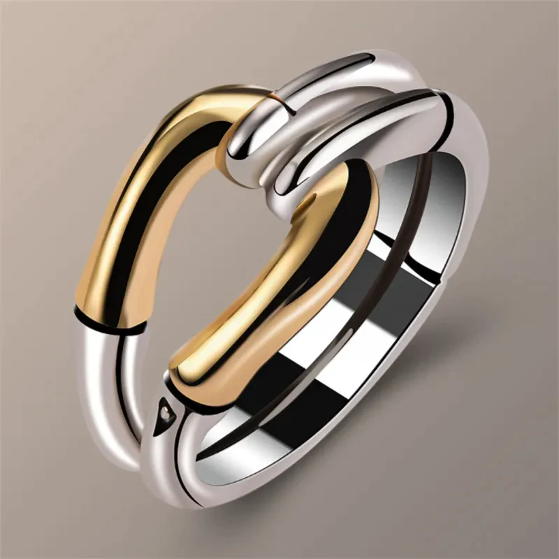 Cassia – Retro Knotted Ring in Gold & Silver