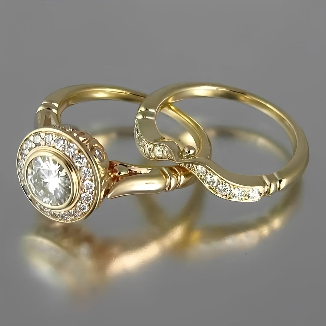 Beatrice – Vintage Gold Rings Set with Zirconium
