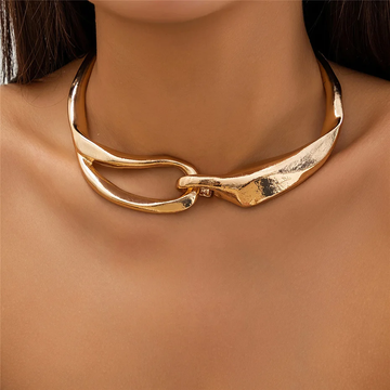 Ariane – Gold Necklace in Vintage Design