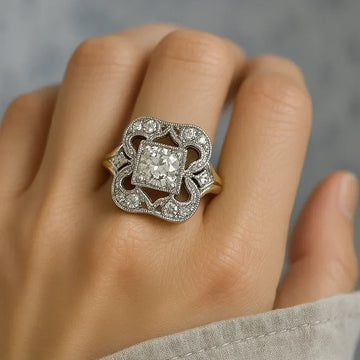 Isla – Vintage ring crafted from premium metal and zirconia