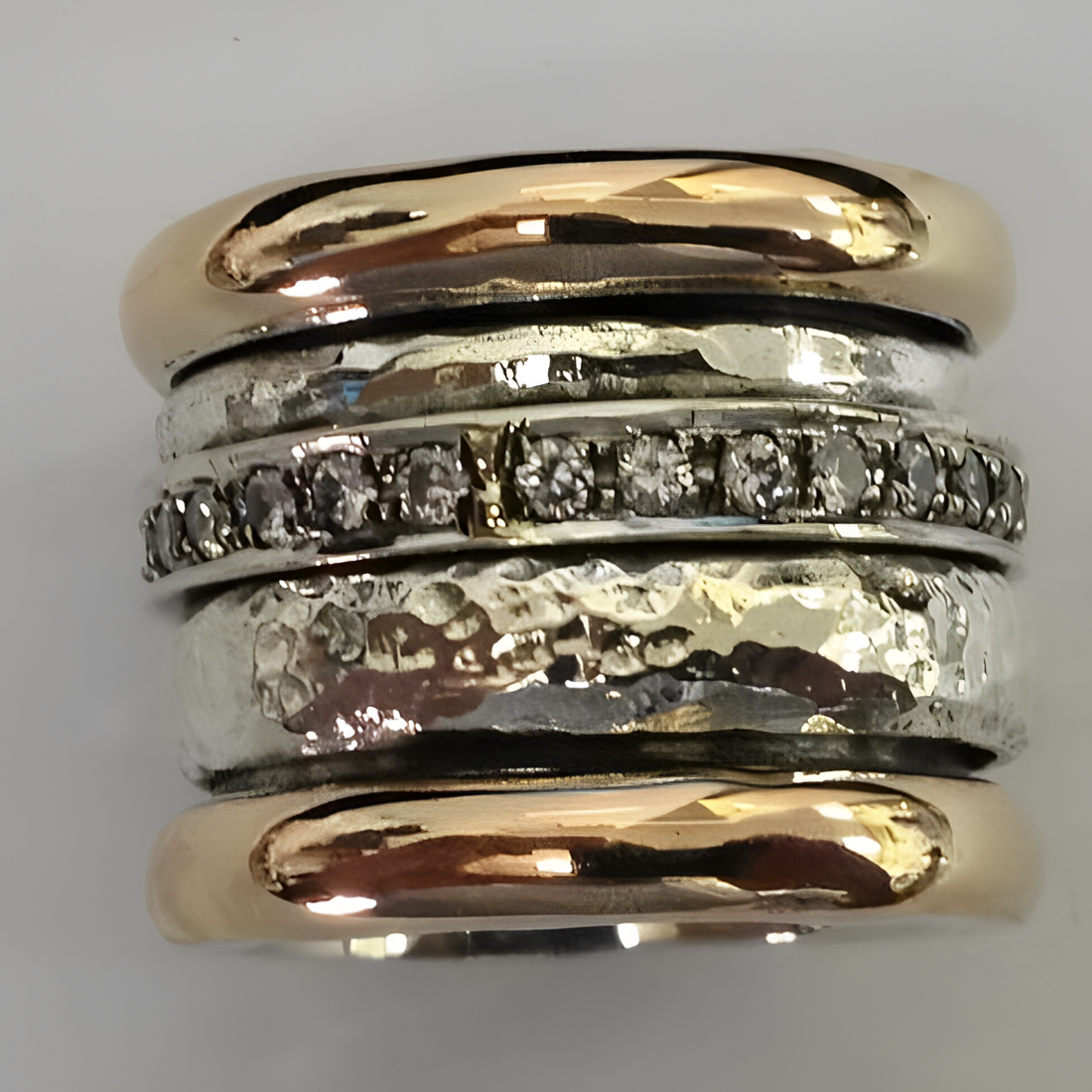 Maellie – Vintage wide ring in gold and silver