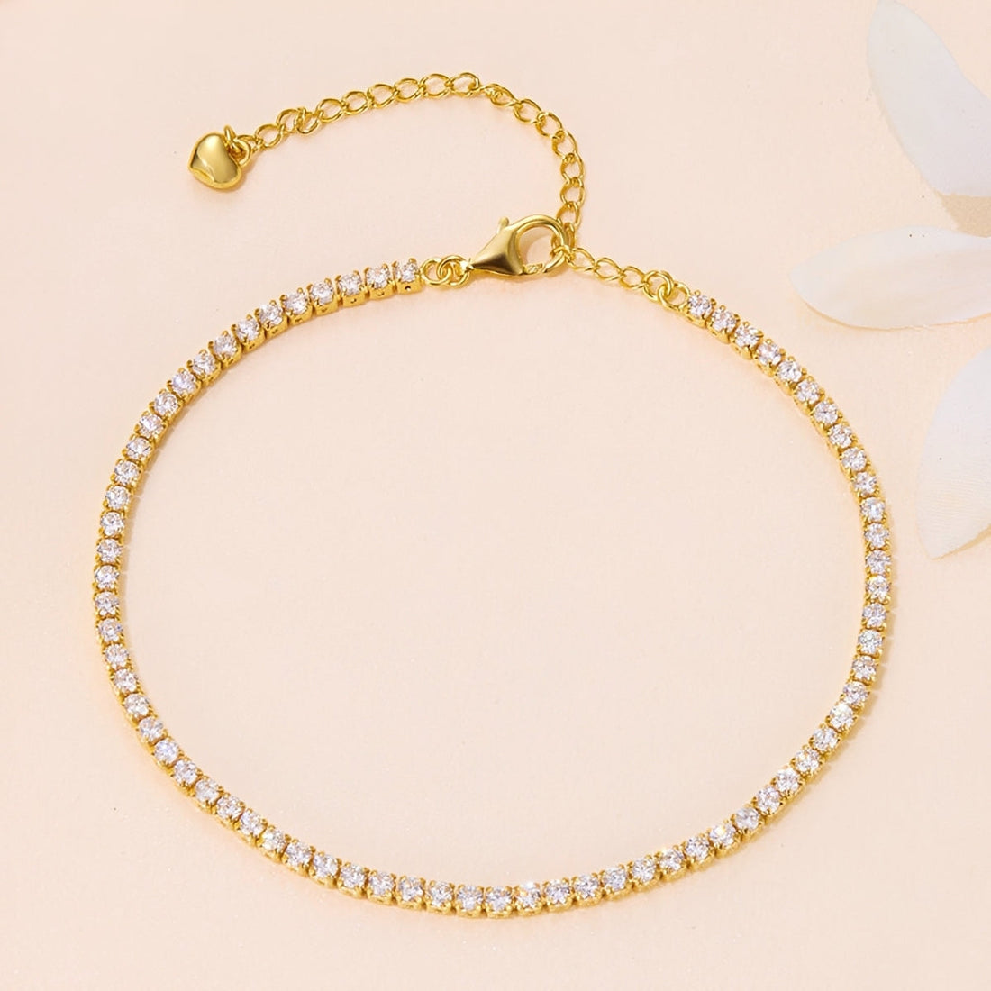 Cher – Elegant Zirconia Bracelet