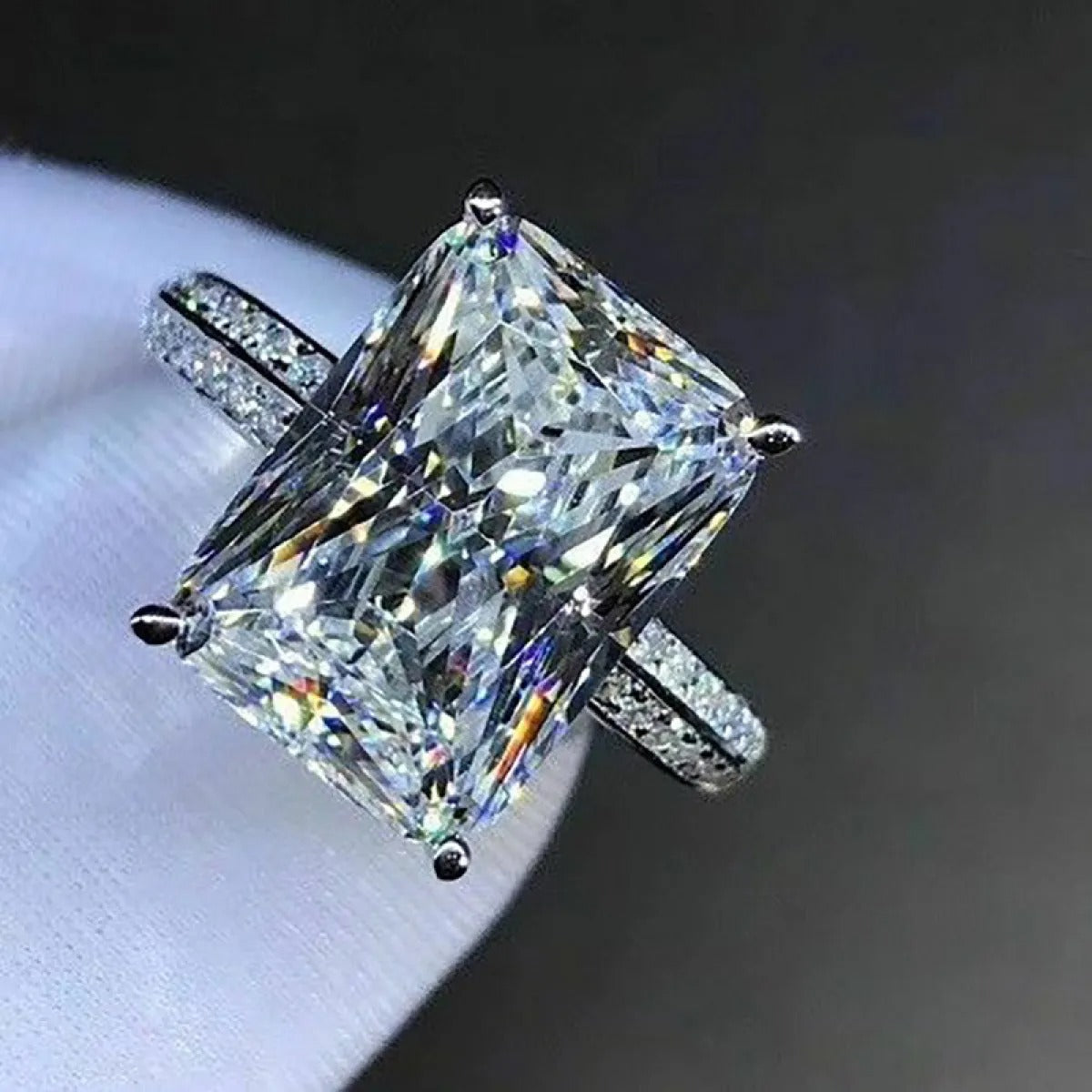 Jade – Ring featuring Large Zircon