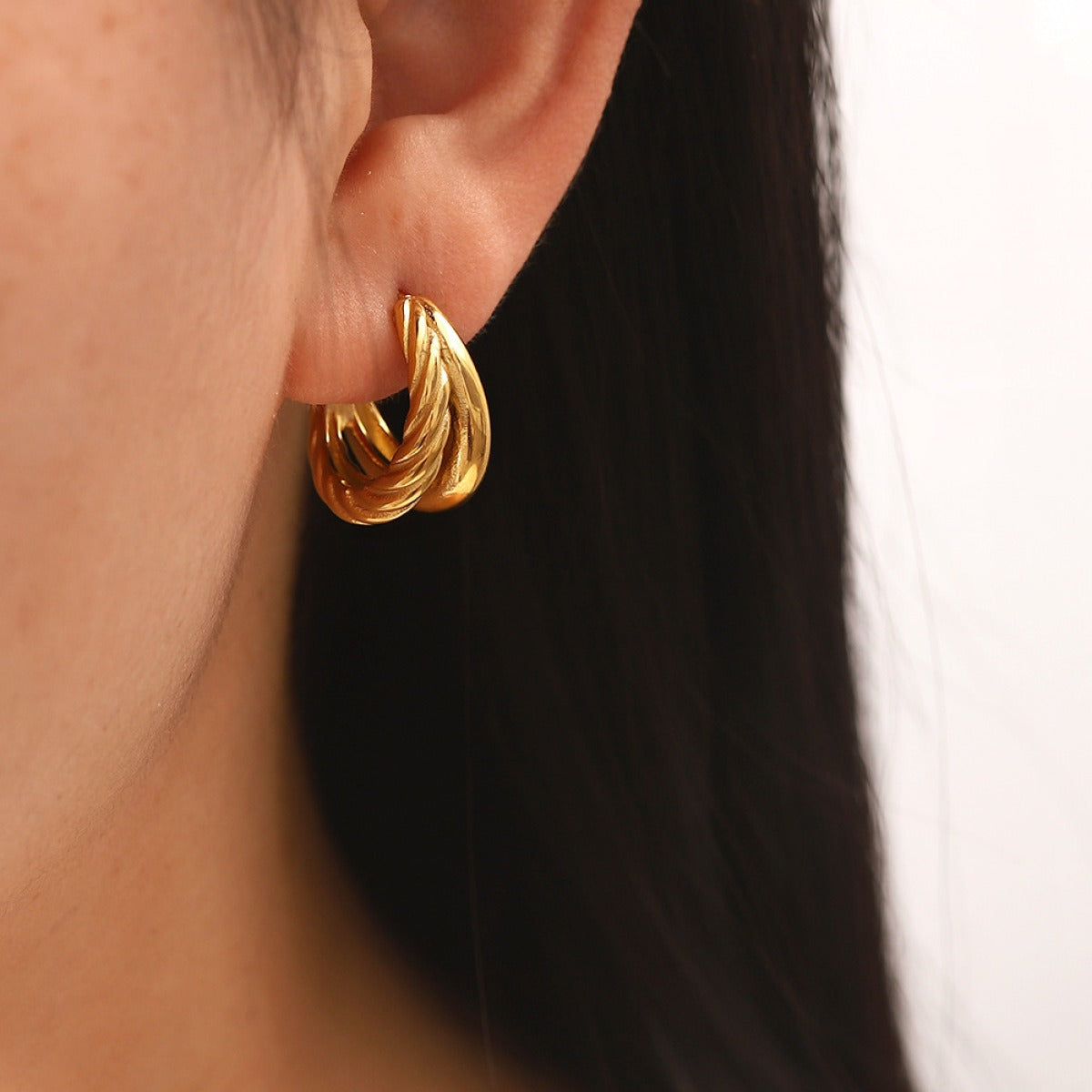 Ayesh – Trendy Gold Earrings