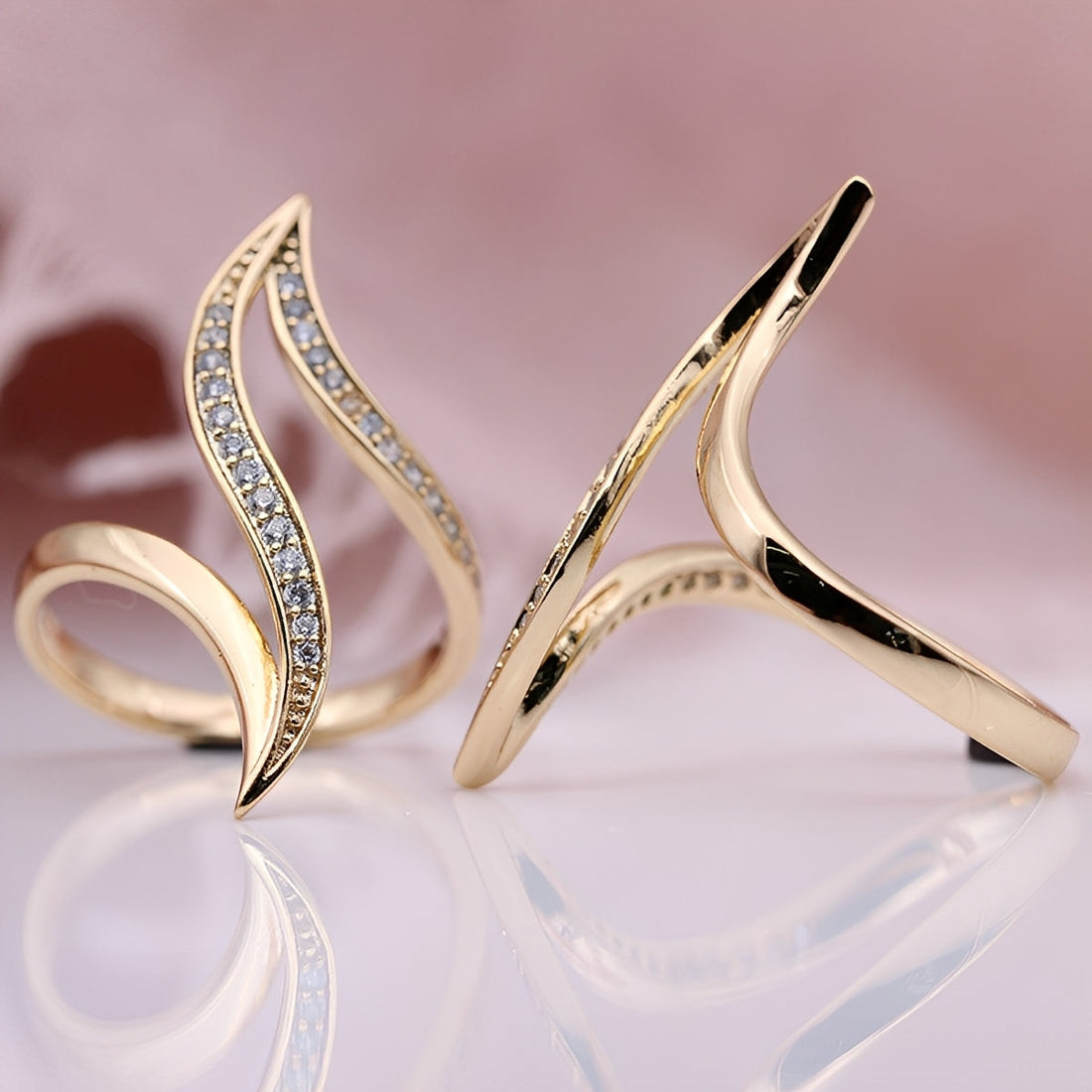 Brianna – Ring of Gold with Diamonds