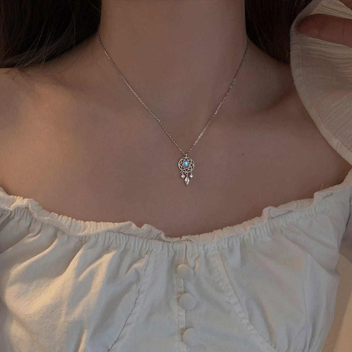 Arianne – Dreamcatcher Chain Elegance