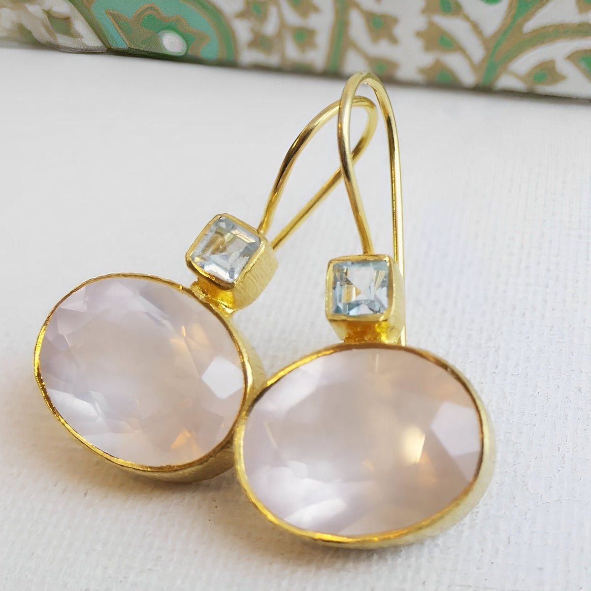 Esmeralda – Vintage Earrings featuring Green Crystals