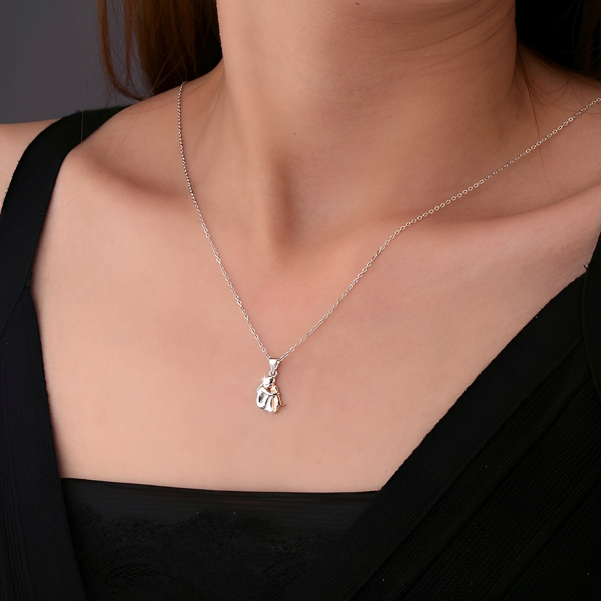 Neko – Necklace Pendant Embrace Dog and Owner