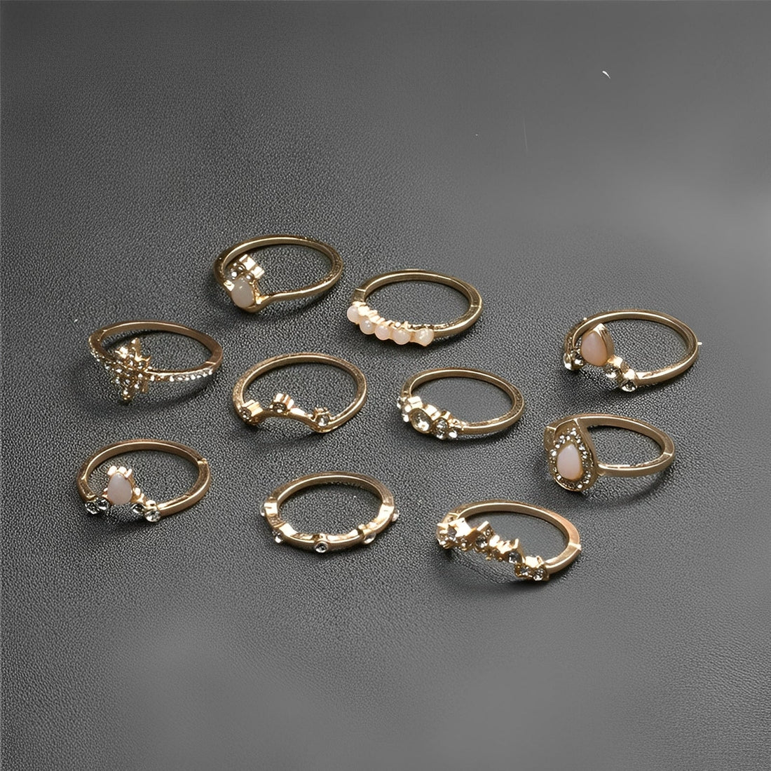 Noémie – Premium Collection of 8 to 12 Distinctive Rings