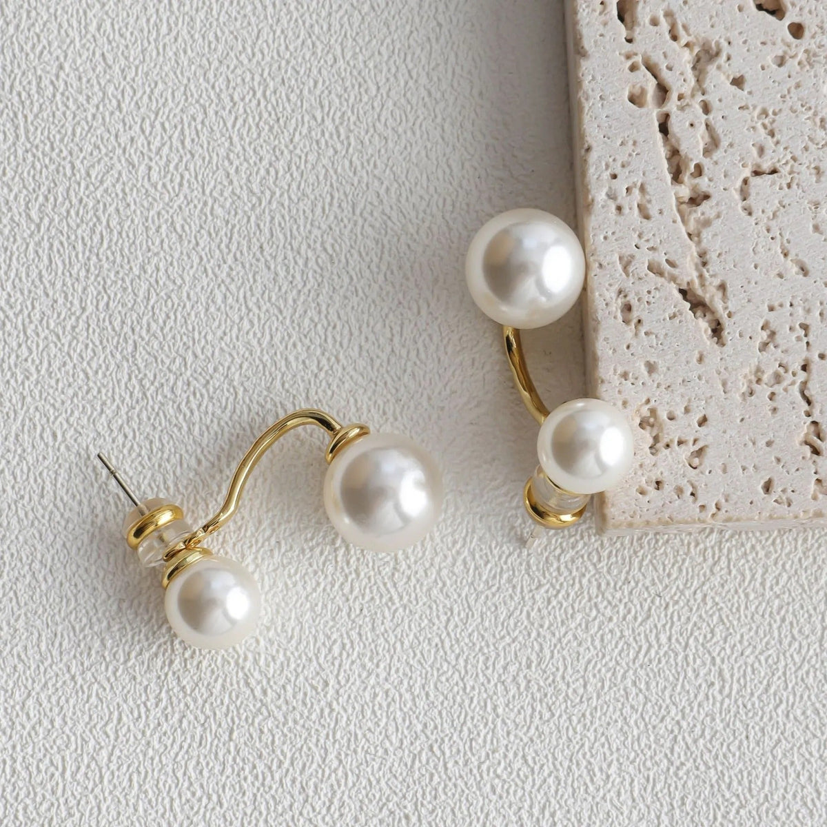 Mav – Elegant Double Pearl Stud Earrings