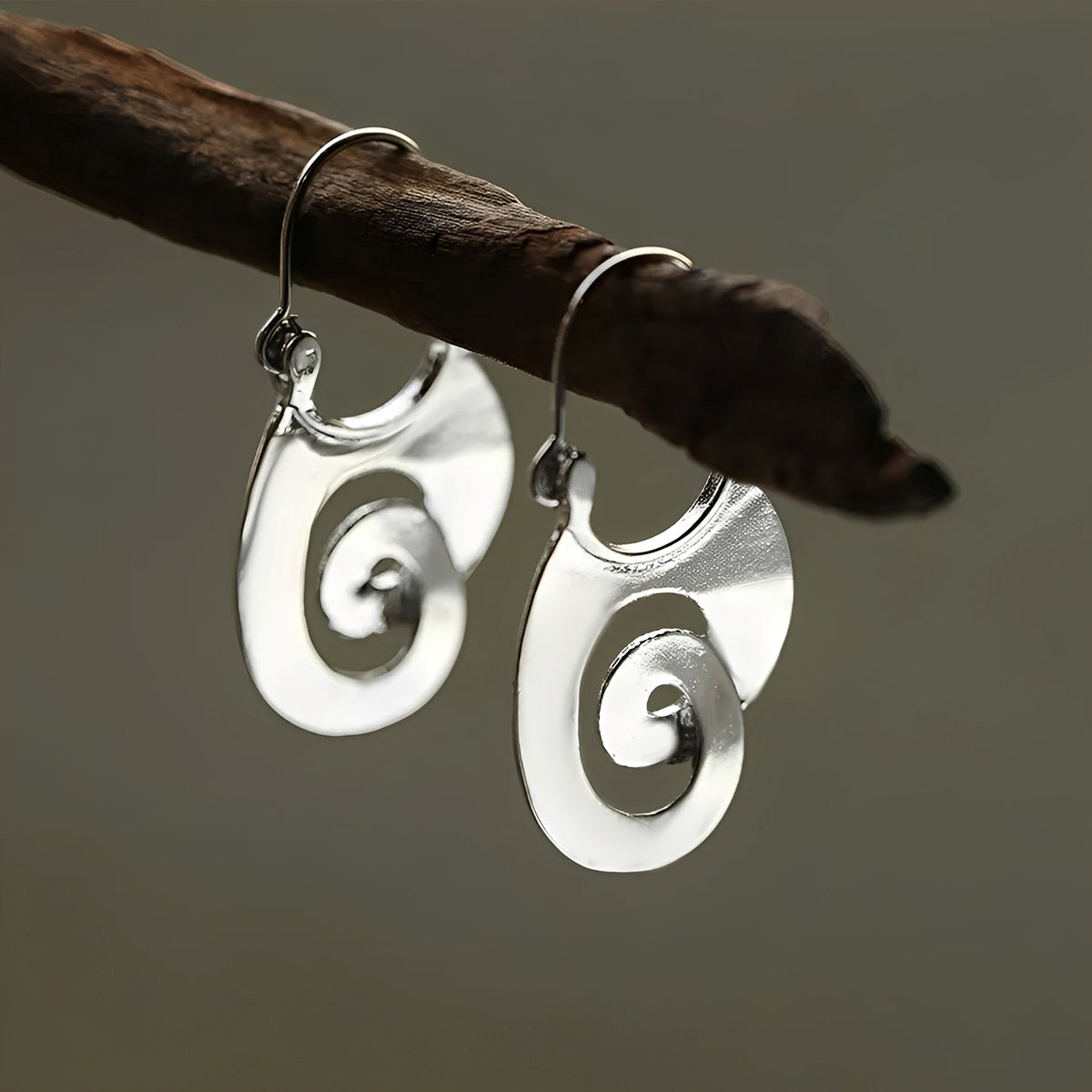 Elise – Vintage Earrings Silver Irregular Design