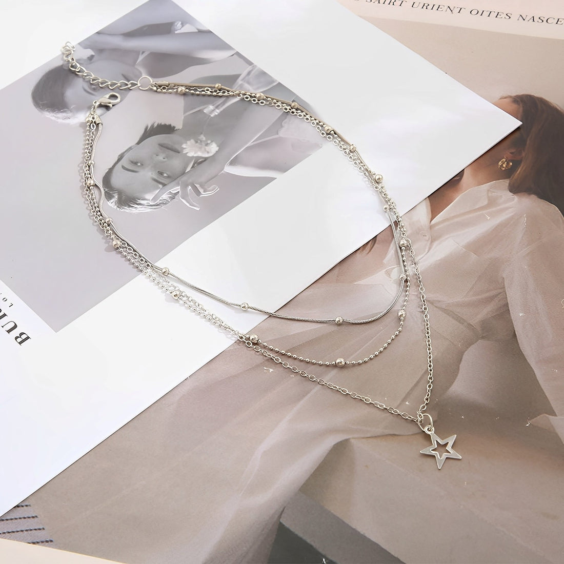 Elly – Vintage Silver Necklace Featuring Star