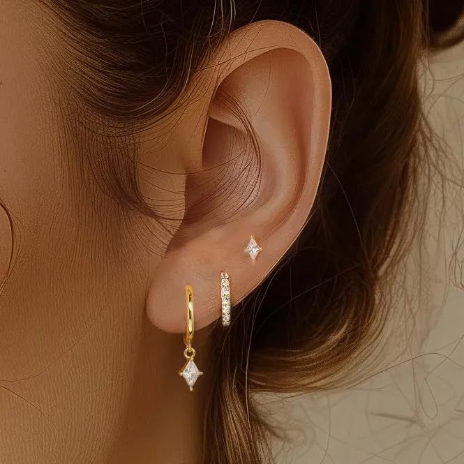 Azaria – Set with Earrings and Diamond Pendant