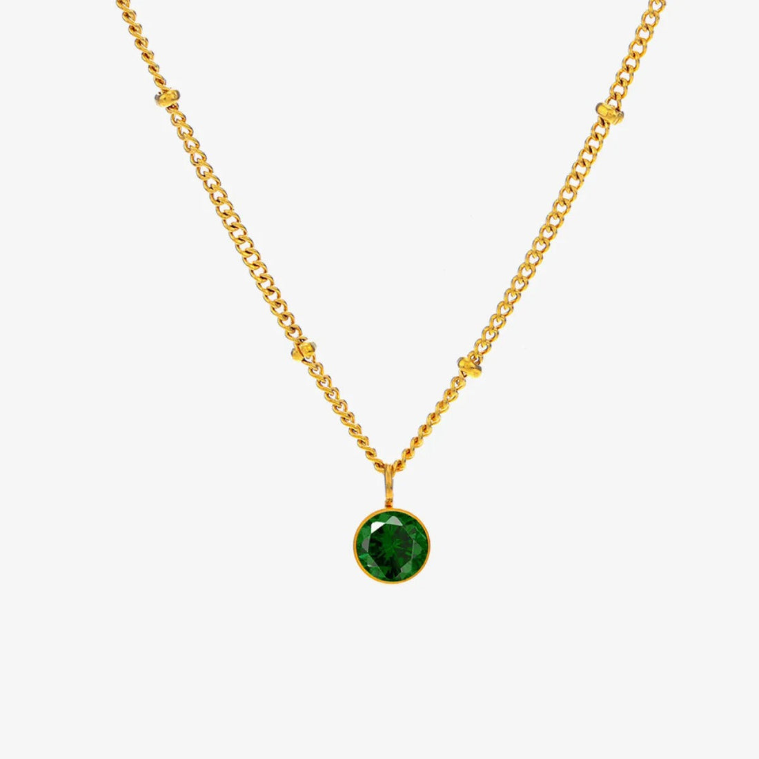 Neza – Chic and Enduring Emerald Gold Necklace