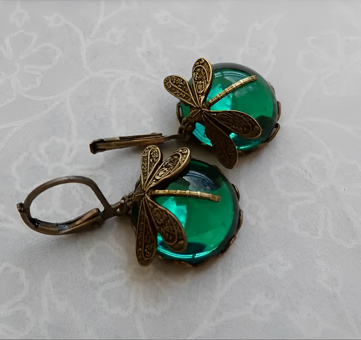 Elowen – Dragonfly Earrings in Antique Gold Design