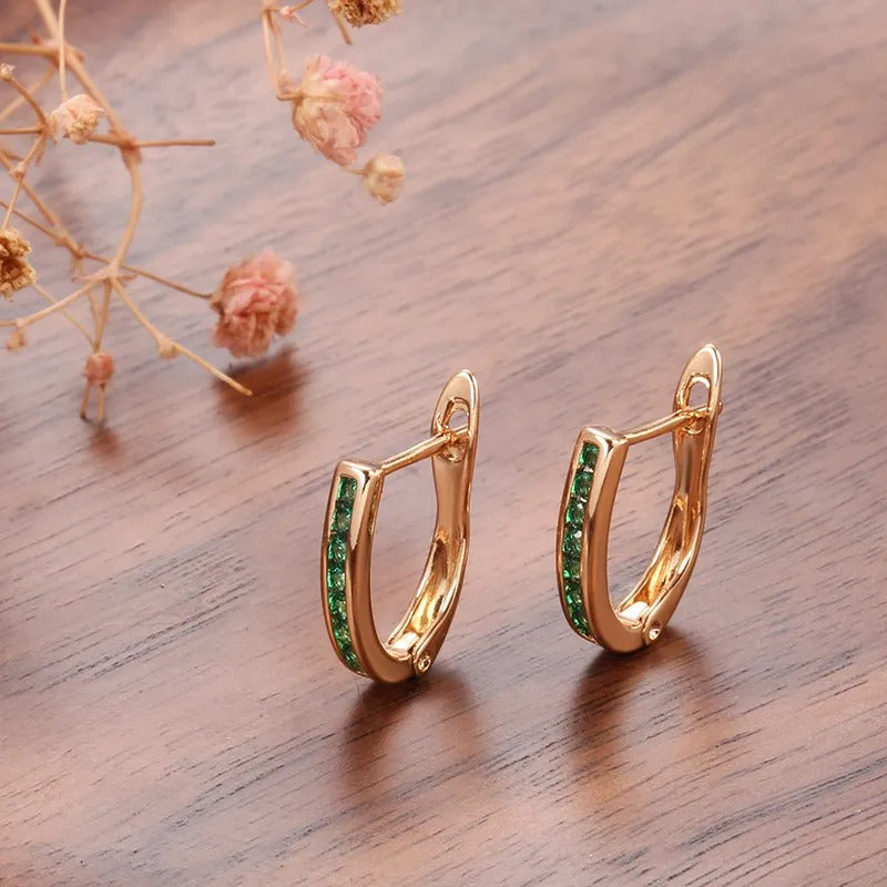 Christine – Gold Earrings Featuring Emerald and Diamond