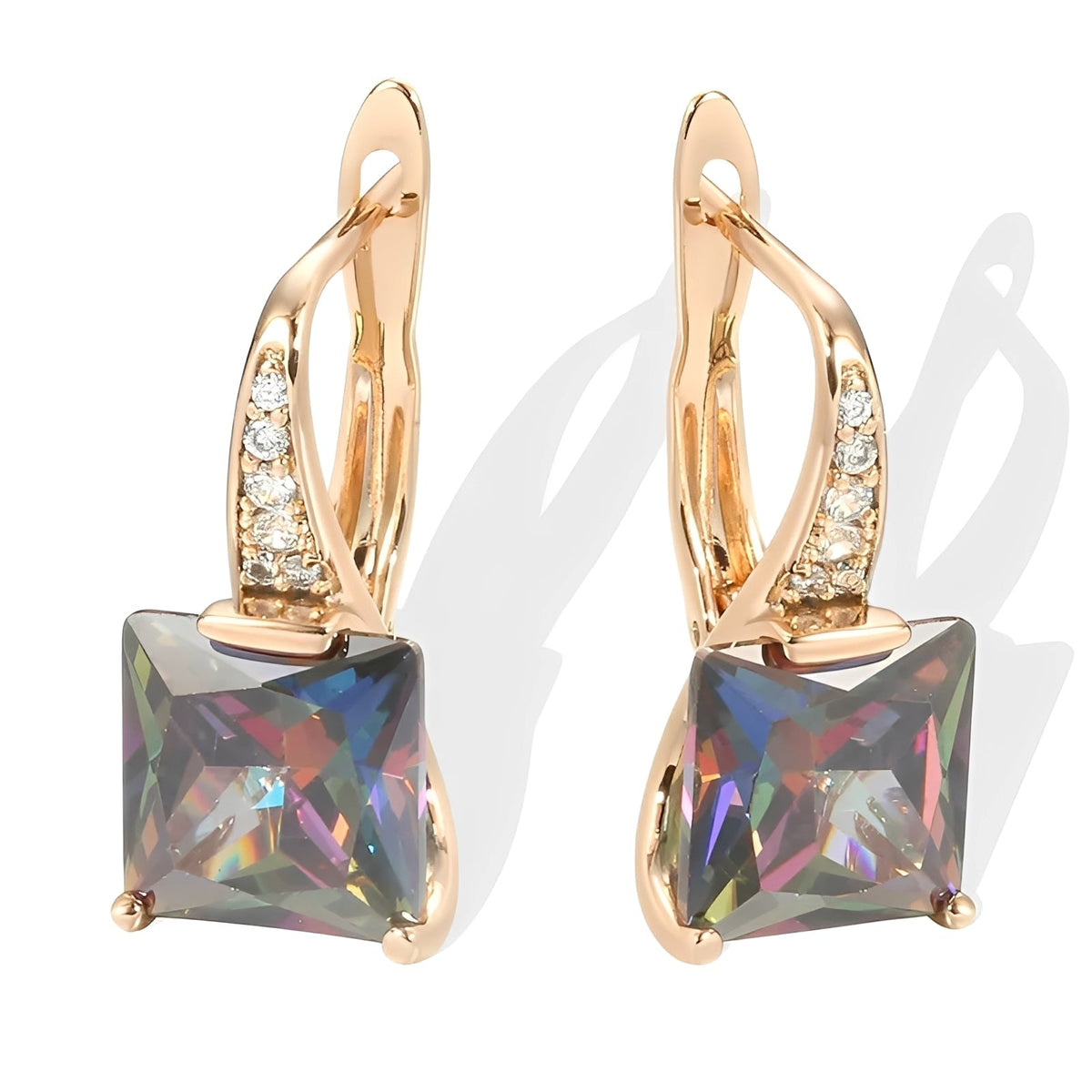 Celina – Hoop Earrings in Gold with Vibrant Zirconia