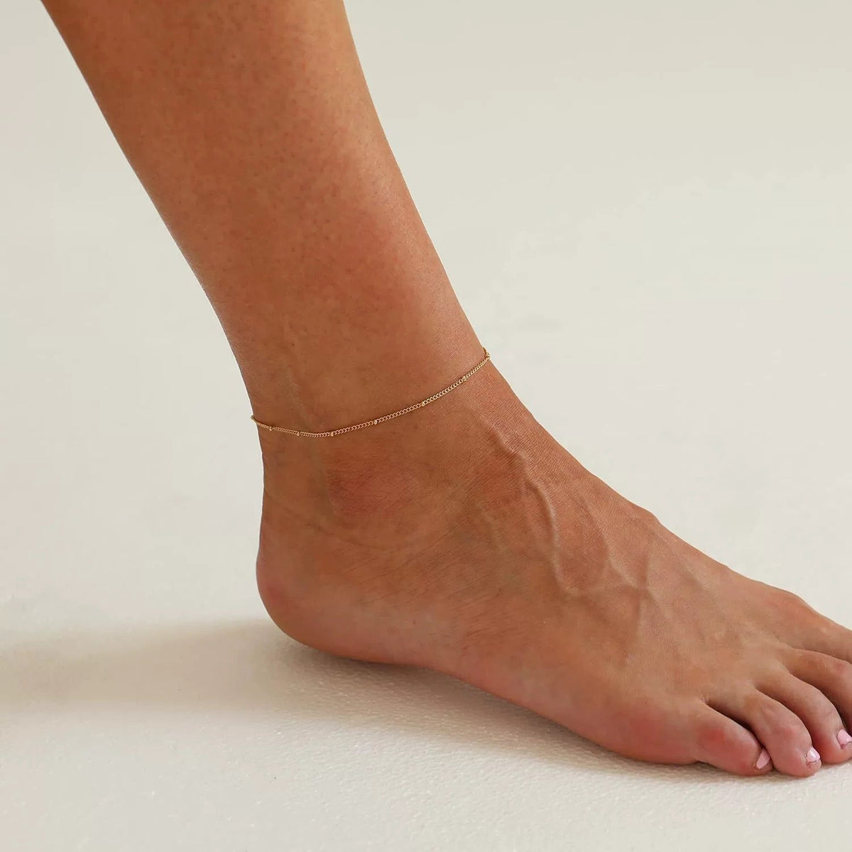 Wren – Chic gold ankle chain