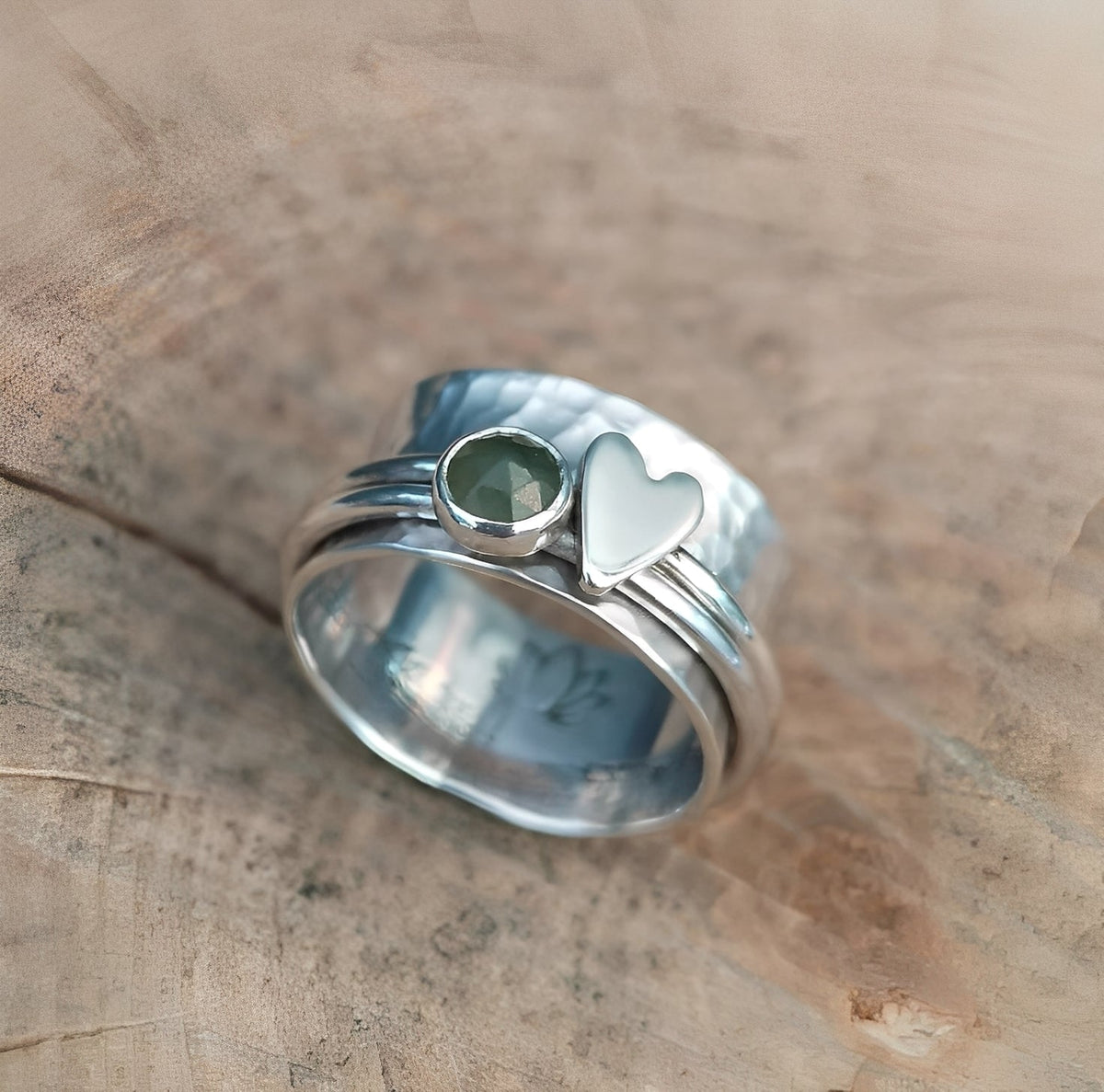 Maely – Heart Ring in Vintage Silver Style
