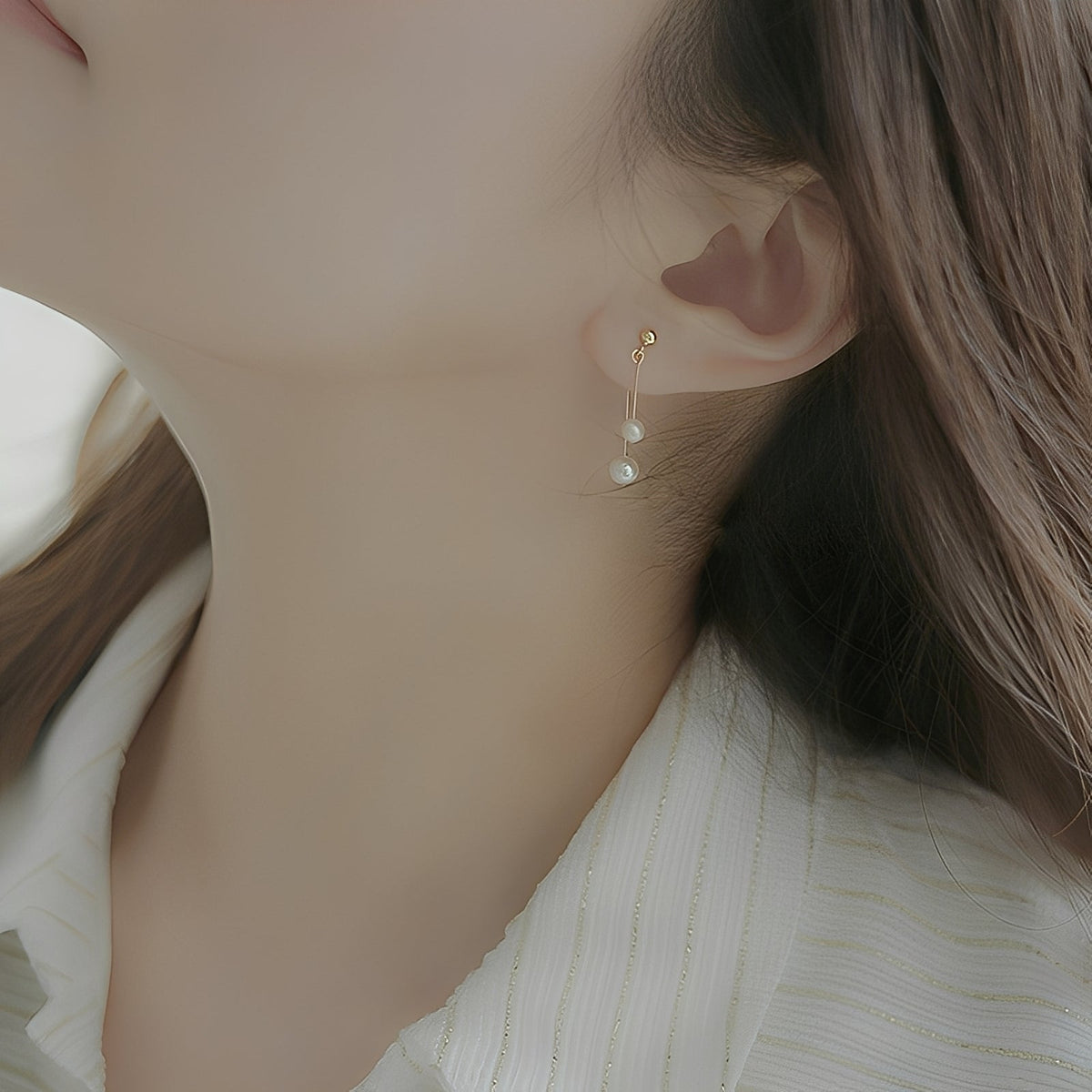 Alice – Earrings with pendant and pearls