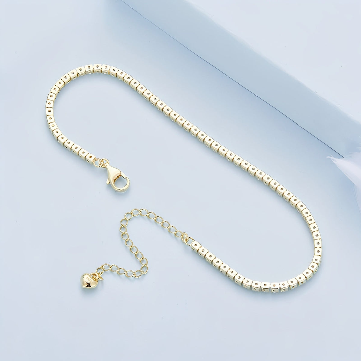 Cher – Elegant Zirconia Bracelet