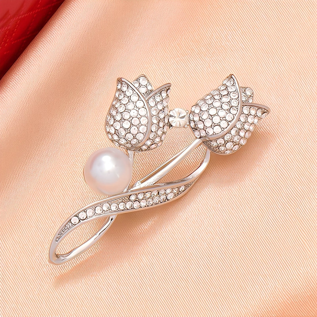 Jackie – Golden Tulip Brooch with Zircon & Pearl, Gold
