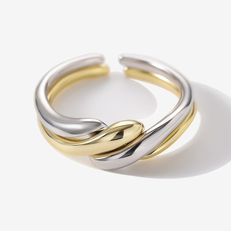 Elaine – S925 Silver Ring with Irregular Wave Design