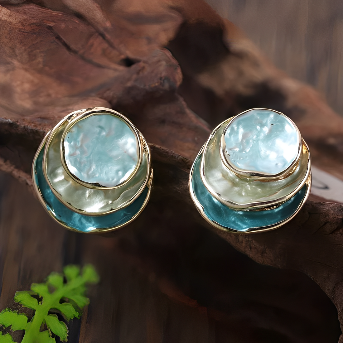 Mireya – Vintage Round Earrings Hand-Painted in Layers
