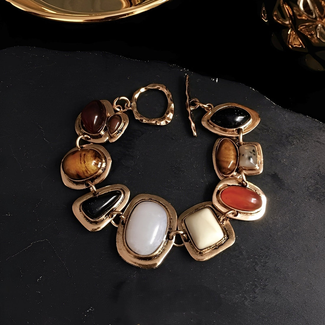Nancy – Bohemian bracelet featuring geometric stones
